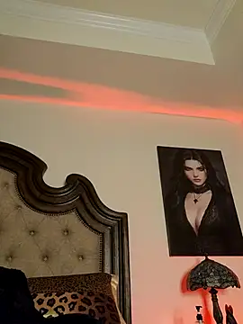 BustyVampyre online show from March 8, 2026, 2:04 am