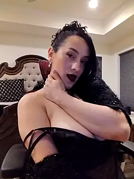 BustyVampyre online show from April 23, 2026, 2:02 am