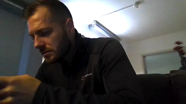 cheekycherryx online show from March 2, 2026, 7:32 pm