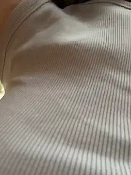 Snapshot of FionaMurr chatting on February 11, 2026, 3:44 am FionaMurr online show from February 11, 2026, 3:44 am