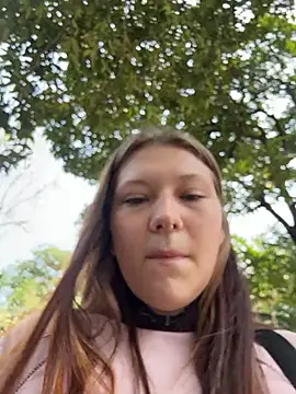 Snapshot of FionaMurr chatting on February 23, 2026, 4:32 am FionaMurr online show from February 23, 2026, 4:32 am