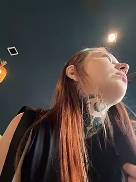 Snapshot of FionaMurr chatting on February 26, 2026, 4:44 am FionaMurr online show from February 26, 2026, 4:44 am