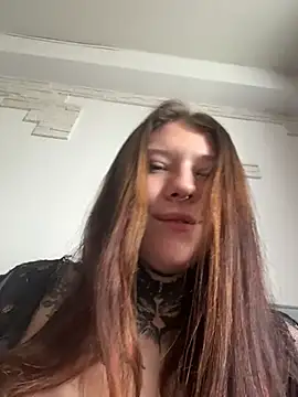 FionaMurr online show from June 11, 2026, 2:44 am