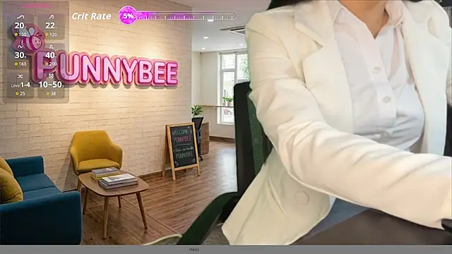 Snapshot of Punnybee chatting on July 13, 2026, 4:48 am Punnybee online show from July 13, 2026, 4:48 am