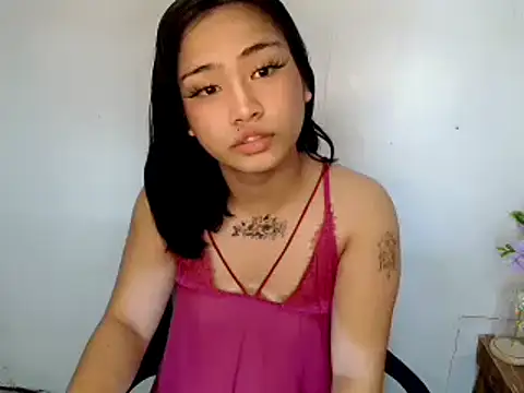 Secretfantasycum online show from April 19, 2026, 4:01 am