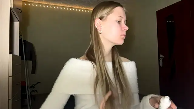 Snapshot of ZaidaSchwarten chatting on January 12, 2026, 6:07 am ZaidaSchwarten online show from January 12, 2026, 6:07 am