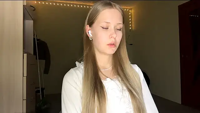 Snapshot of ZaidaSchwarten chatting on February 2, 2026, 5:44 pm ZaidaSchwarten online show from February 2, 2026, 5:44 pm