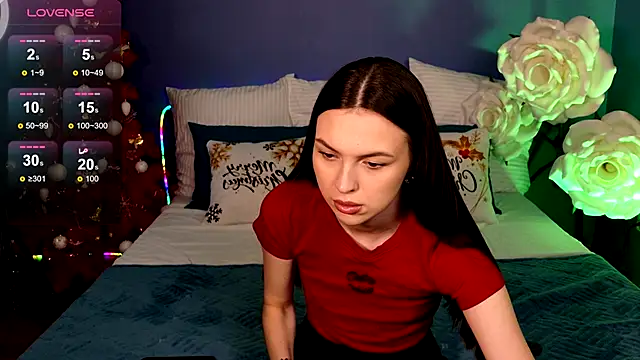 MaxinCarroll online show from December 14, 2025, 7:18 pm