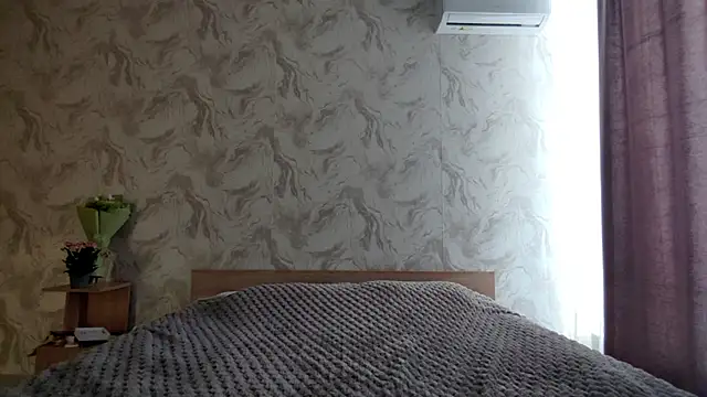 Qwami Amie online show from March 10, 2026, 6:18 am