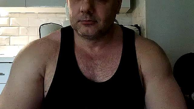 Snapshot of WildJohn_XX chatting on May 8, 2026, 10:37 pm WildJohn XX online show from May 8, 2026, 10:37 pm