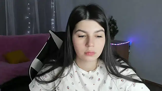 KisaModel online show from January 10, 2026, 1:18 am