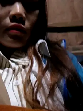 yana-zz online show from January 5, 2026, 5:27 pm