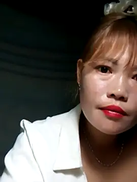 yana-zz online show from March 31, 2026, 2:39 pm