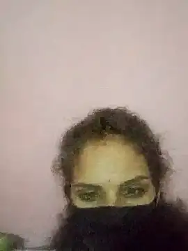 harshita01 online show from February 18, 2026, 2:02 pm