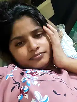 Snapshot of Cuple_masti72 chatting on July 4, 2026, 3:18 pm Cuple masti72 online show from July 4, 2026, 3:18 pm