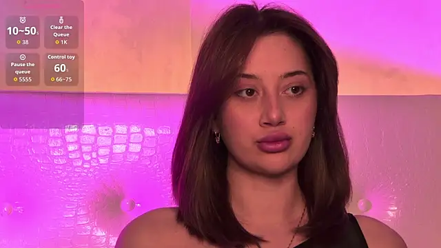 LucieBliss online show from April 11, 2026, 12:09 pm