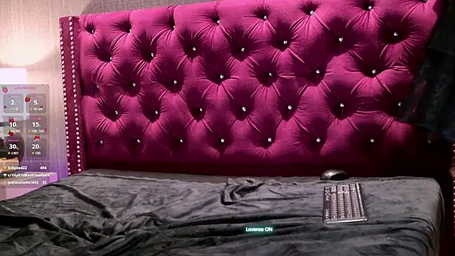 Shelly bat online show from April 21, 2026, 2:51 am