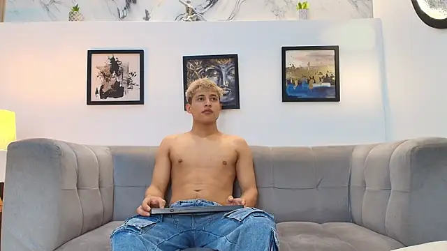 YOUNG GUYS1 online show from April 21, 2026, 8:31 am