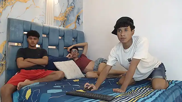 SWEET RABBIT1 online show from January 10, 2026, 7:48 pm