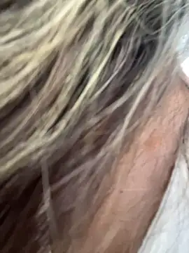 Valeria-escobar online show from April 5, 2026, 1:41 pm