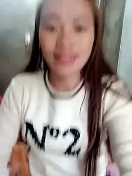 little-effy online show from February 12, 2026, 8:42 am