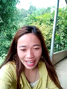 little-effy online show from April 21, 2026, 6:52 am