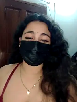 nosrat014 online show from April 18, 2026, 7:58 pm