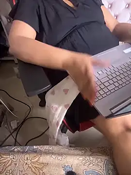 butterflyslay online show from April 22, 2026, 2:58 am