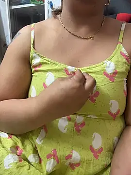 butterflyslay online show from April 22, 2026, 3:13 pm