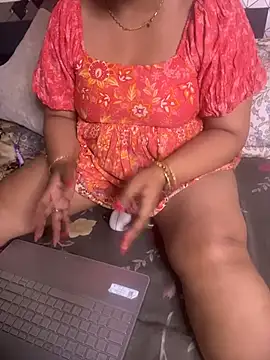 Snapshot of butterflyslay chatting on May 25, 2026, 4:24 pm butterflyslay online show from May 25, 2026, 4:24 pm