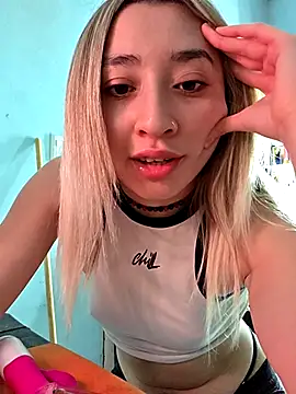 soylulita07 online show from February 1, 2026, 5:50 am