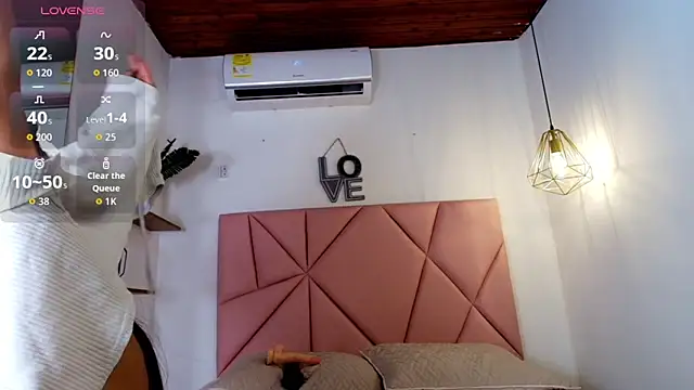 emily burton18 online show from March 7, 2026, 12:13 pm