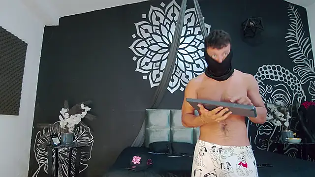 MagnusKnight  online show from January 14, 2026, 1:17 pm