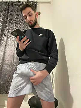 Juliann69Ramiro online show from January 11, 2026, 7:19 pm