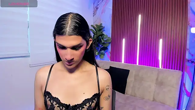 Bianca baldwin  online show from April 20, 2026, 10:11 pm