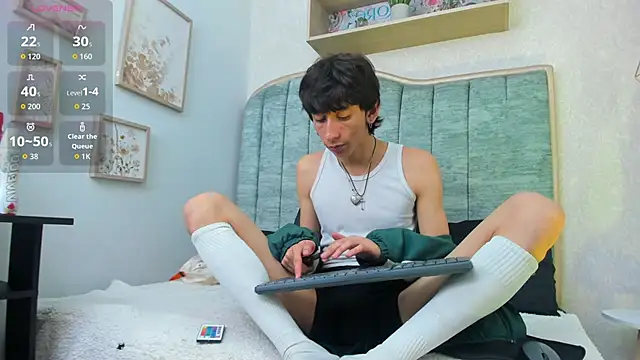 Cody Bloom online show from April 19, 2026, 5:07 am