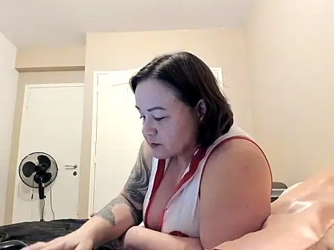 tantriquegirl06 online show from January 8, 2026, 7:27 pm