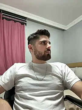 berke3424 online show from February 3, 2026, 12:53 am