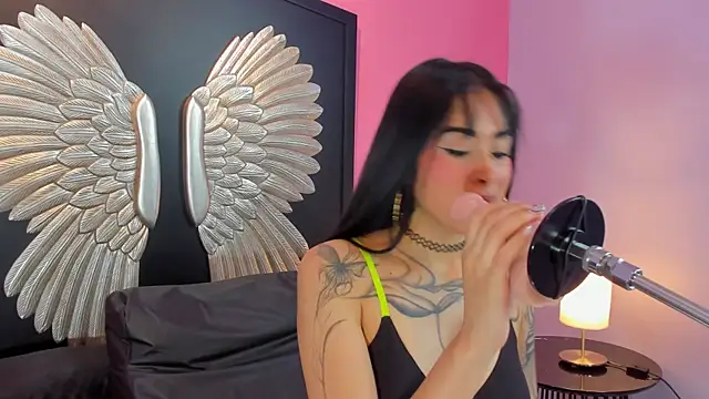 Snapshot of Belanny chatting on February 9, 2026, 3:32 am Belanny online show from February 9, 2026, 3:32 am