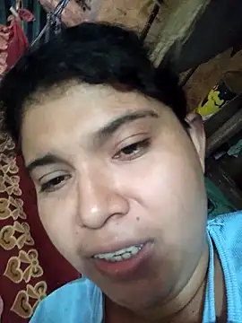 Rousse uwu online show from February 20, 2026, 6:52 pm