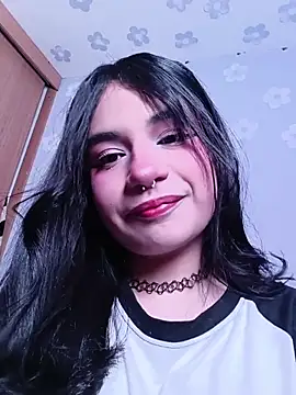 bonnieTaylor1 online show from April 25, 2026, 6:16 am