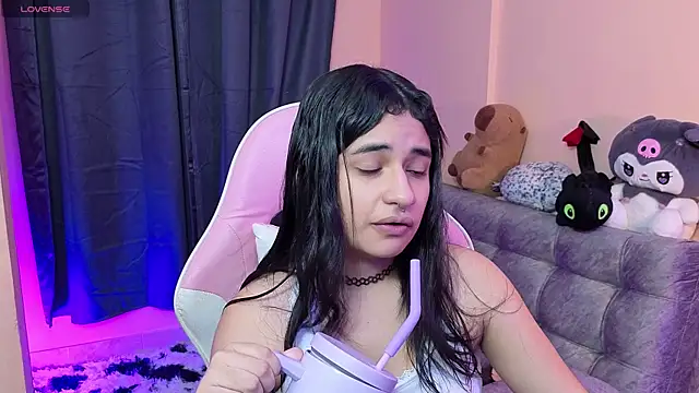 Snapshot of bonnieTaylor1 chatting on May 4, 2026, 3:35 am bonnieTaylor1 online show from May 4, 2026, 3:35 am