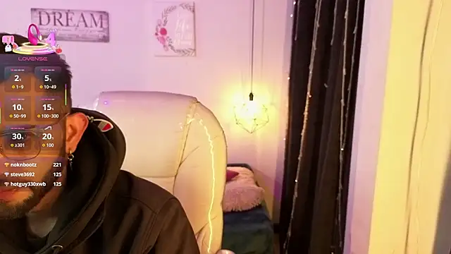 annie and ryan online show from March 10, 2026, 4:28 am