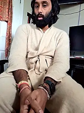 RoshiClouded online show from January 5, 2026, 8:23 pm