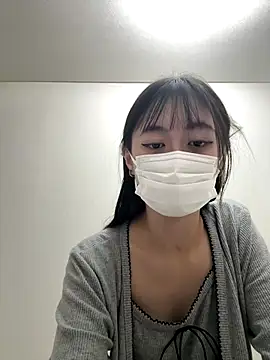 shuka-xoxo online show from December 14, 2025, 4:45 pm