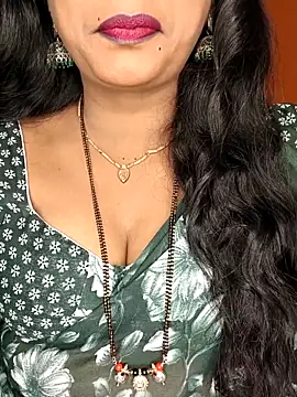 Snapshot of Rachu_love chatting on June 12, 2026, 4:06 pm Rachu love online show from June 12, 2026, 4:06 pm