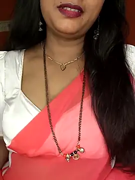 Snapshot of Rachu_love chatting on June 17, 2026, 6:49 am Rachu love online show from June 17, 2026, 6:49 am