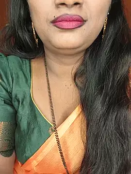 Snapshot of Rachu_love chatting on July 24, 2026, 5:11 pm Rachu love online show from July 24, 2026, 5:11 pm