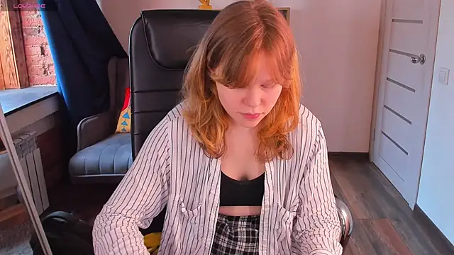 Soft Flame online show from April 12, 2026, 10:53 am