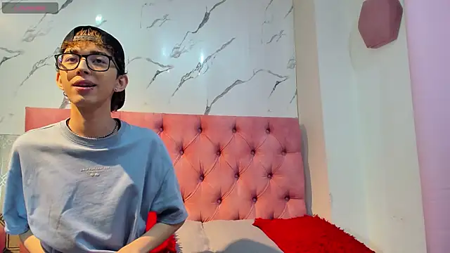 double temptation2 online show from December 19, 2025, 9:22 pm